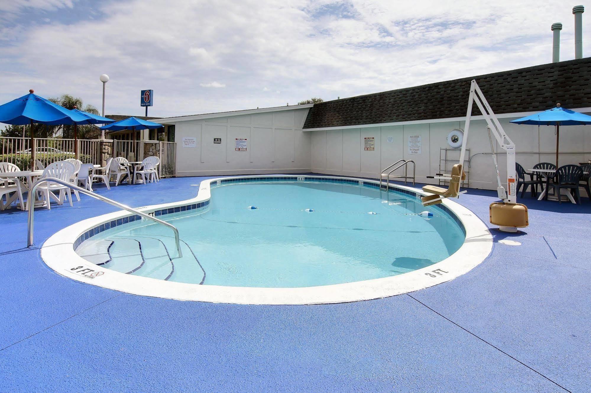Motel 6 Palm Bay Esterno foto